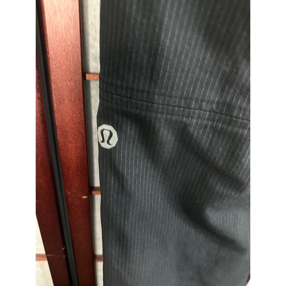 Lululemon ABC pants in a dark grey pinstripe chinos/dress pants size 32 - Picture 6 of 13